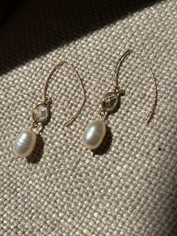 Cream Pearl & Crystal Earrings
