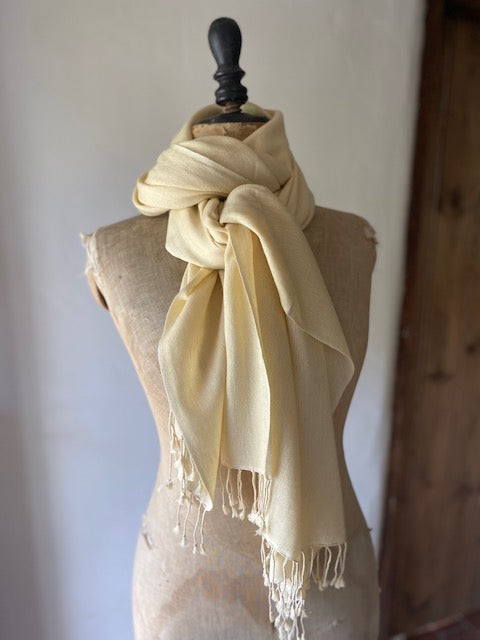 Silk pashminas store wraps